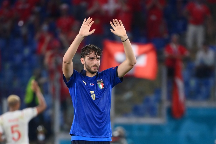 足球-意媒：尤文是意大利的镜子，强大的意大利需强大的尤文，反之亦然